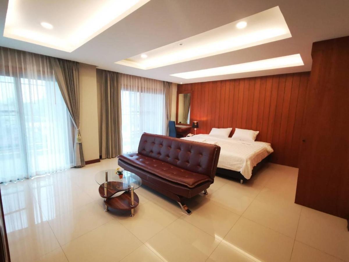 Private 111 Square Meters 2 Bedrooms City Chiangmai Chiang Mai Esterno foto